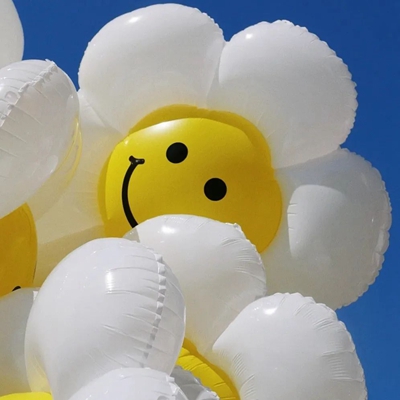 2023最新超欢乐微笑花朵气球风景头像
